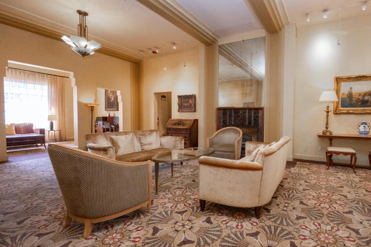 The Baroness Hotel - image 7