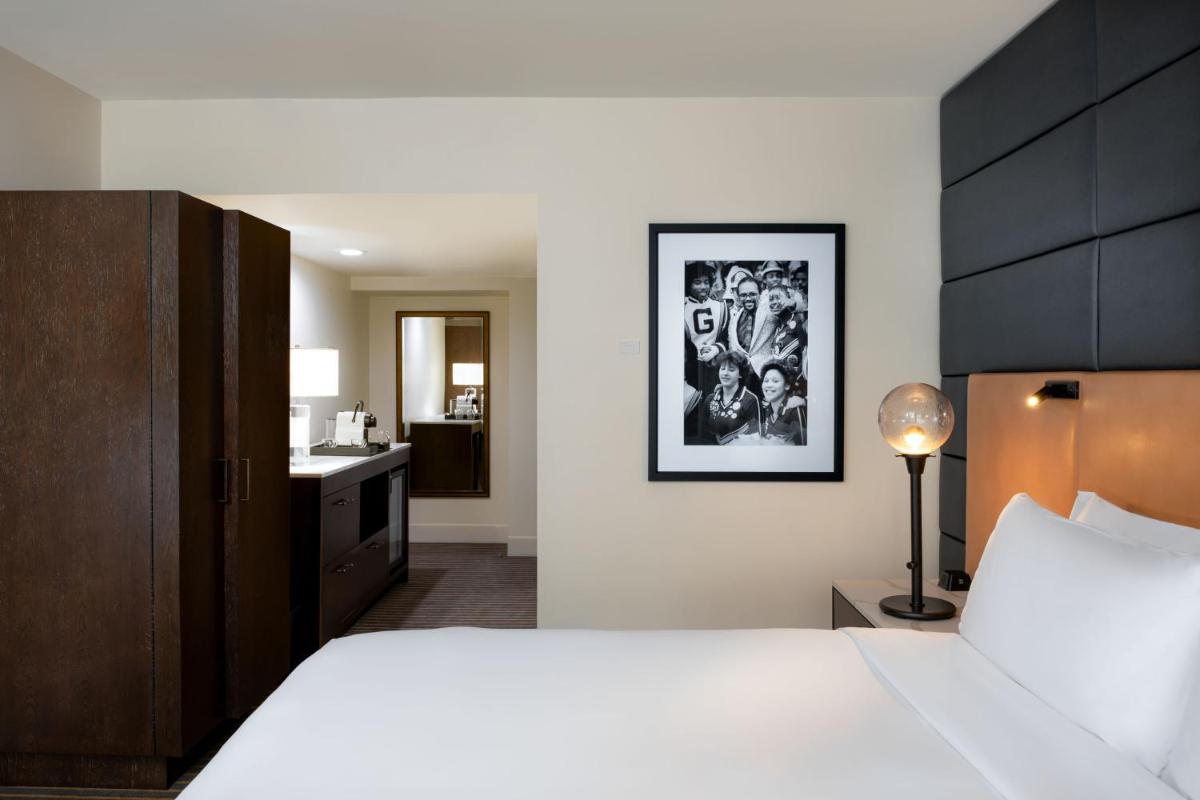 Hotel Theodore - image 5