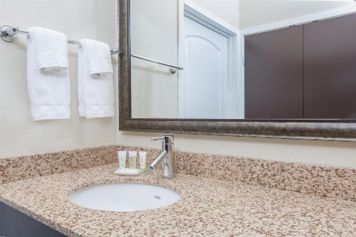 Staybridge Suites Seattle - Fremont an IHG Hotel - image 32