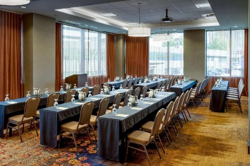 Hilton Garden Inn Seattle Downtown - image 30