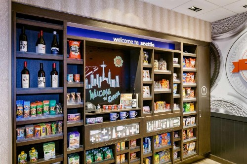 Hampton Inn & Suites by Hilton Seattle/Northgate - image 11