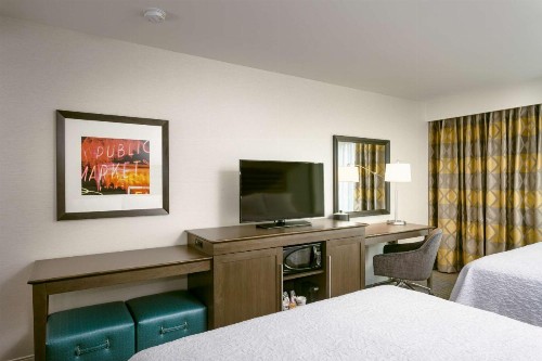 Hampton Inn & Suites by Hilton Seattle/Northgate - image 30
