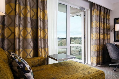 Hampton Inn & Suites by Hilton Seattle/Northgate - image 32