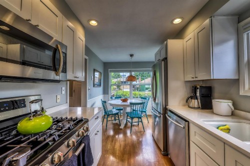 Alki Beach House - image 10