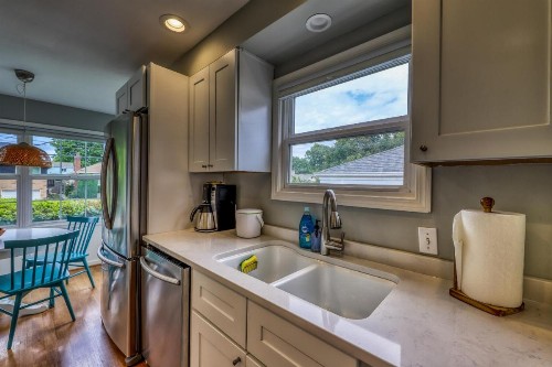 Alki Beach House - image 6