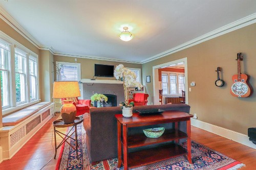 Ravenna Farm House - image 6