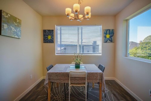 A-Seattle Urban Village- Guemes-Roof top view deck - image 8