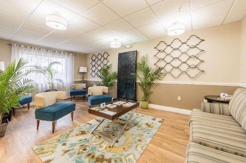 Best Western Plus Sebastian Hotel & Suites - image 1