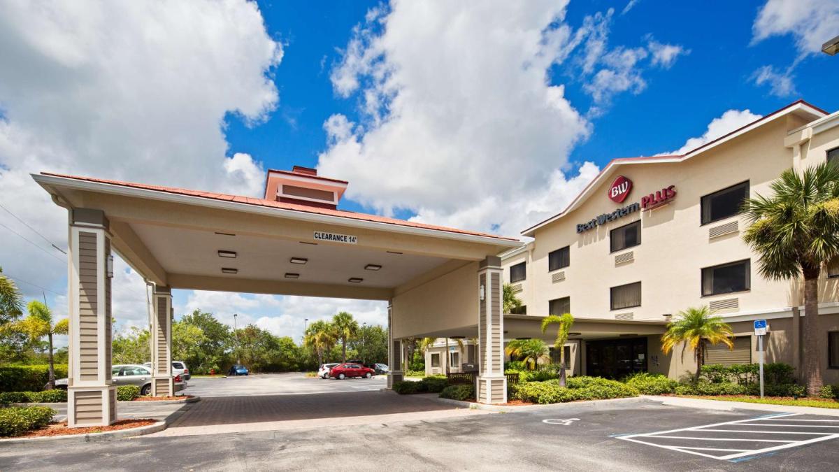 Best Western Plus Sebastian Hotel & Suites - image 6