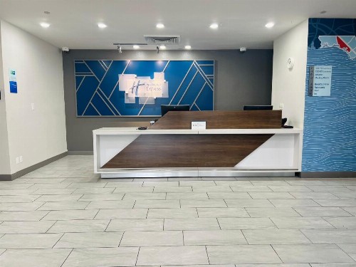 Holiday Inn Express Sebring an IHG Hotel - image 12