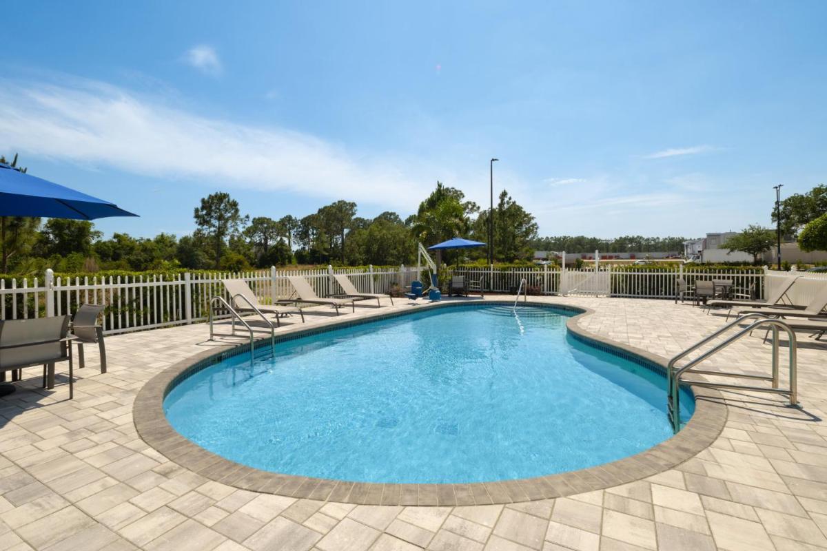 Holiday Inn Express Sebring an IHG Hotel - image 3