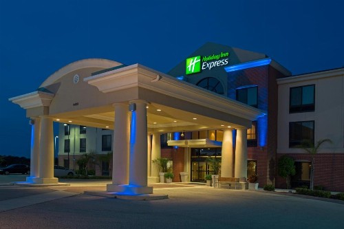 Holiday Inn Express Sebring an IHG Hotel - image 49
