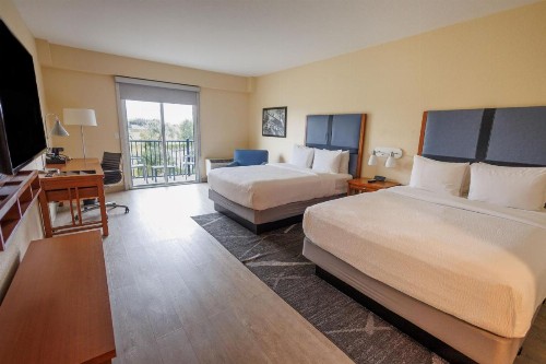SEVEN Sebring Raceway Hotel - image 24