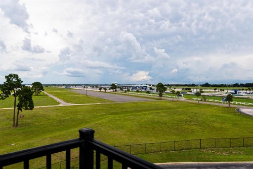 SEVEN Sebring Raceway Hotel - image 31