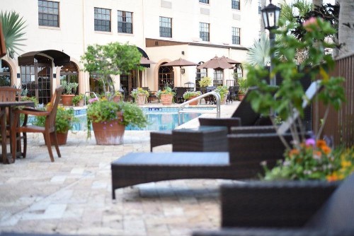 Inn on the Lakes - image 9