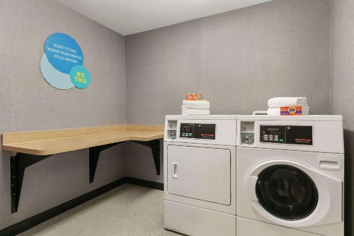 Tru By Hilton Sebring FL - image 19