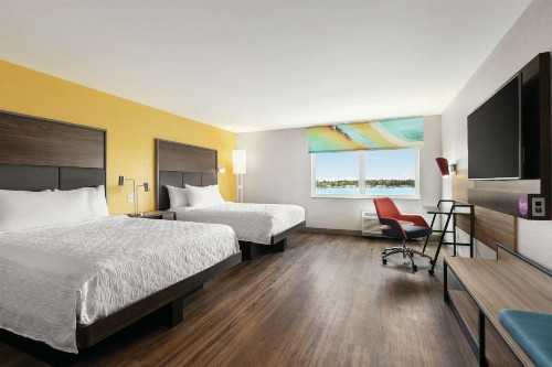 Tru By Hilton Sebring FL - image 5