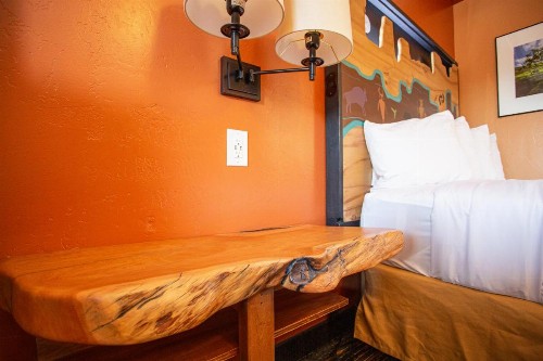 Southwest Inn at Sedona - image 10