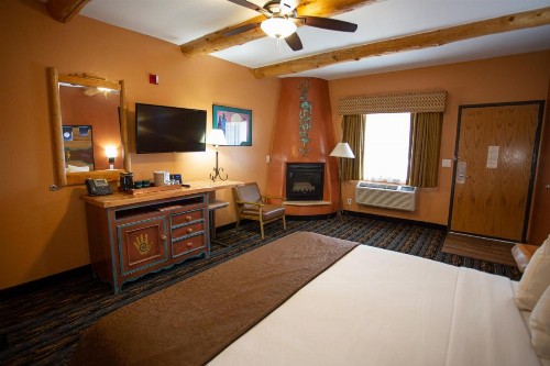 Southwest Inn at Sedona - image 12