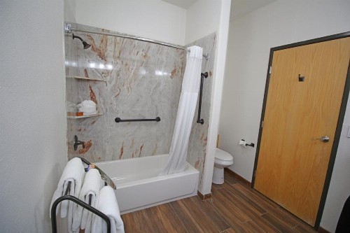 Southwest Inn at Sedona - image 40
