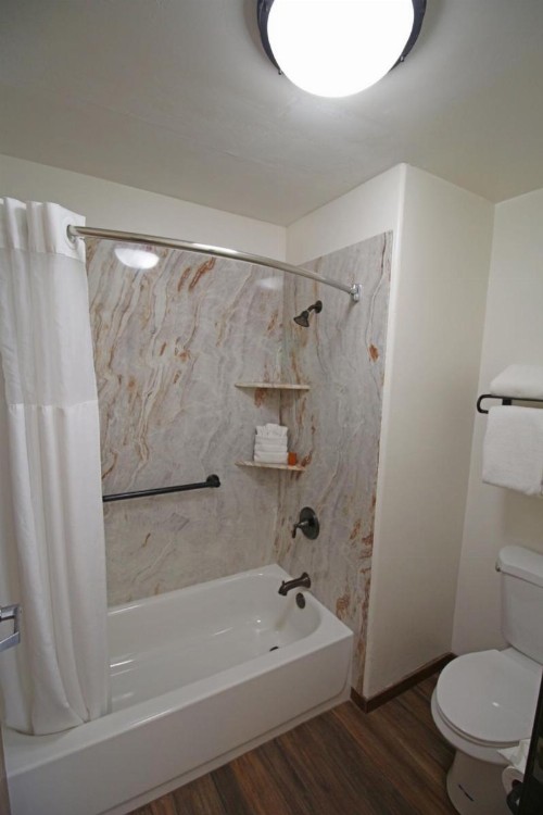 Southwest Inn at Sedona - image 42