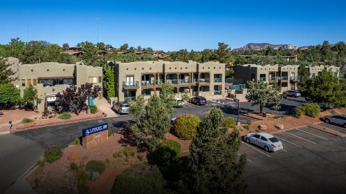 Southwest Inn at Sedona - image 5