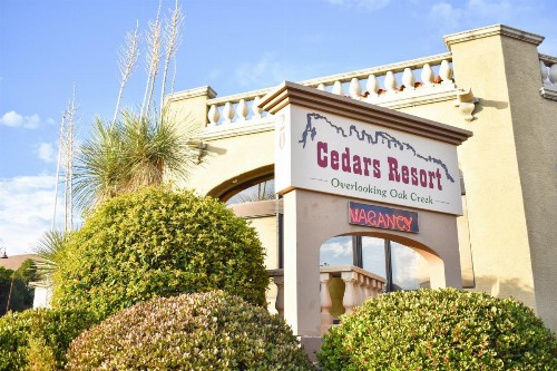 Cedars Resort - image 1