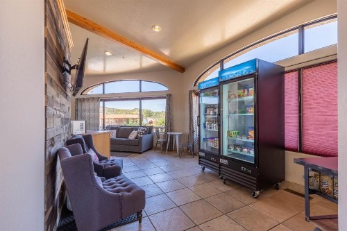 Cedars Resort - image 3