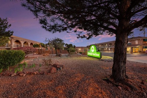 GreenTree Inn Sedona - image 39