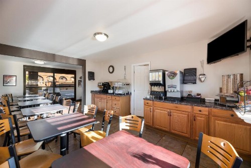 GreenTree Inn Sedona - image 40
