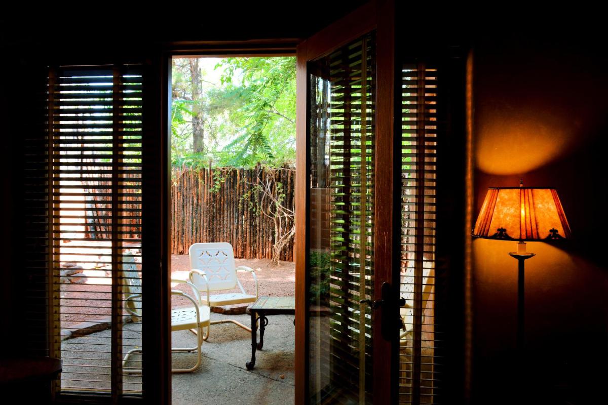 El Portal Sedona Hotel - image 5