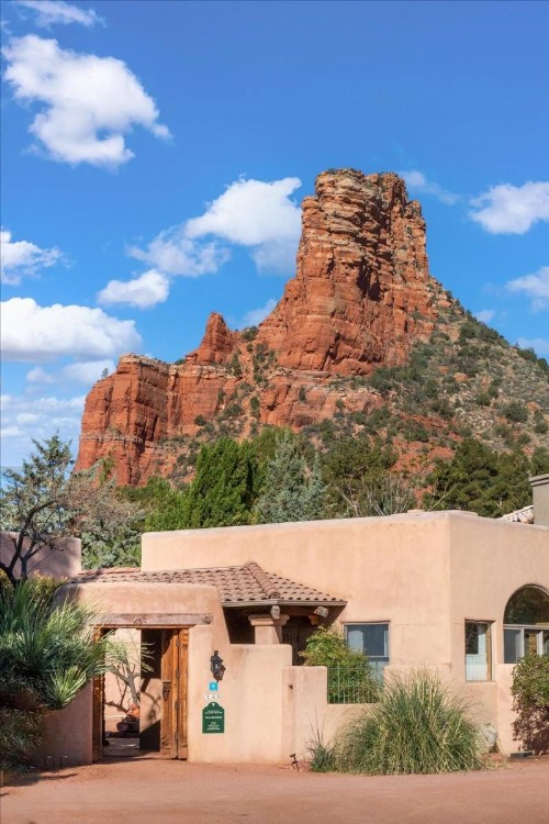 Adobe Village Inn - image 13