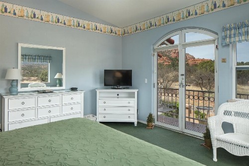 Canyon Villa Bed & Breakfast Inn of Sedona - image 2