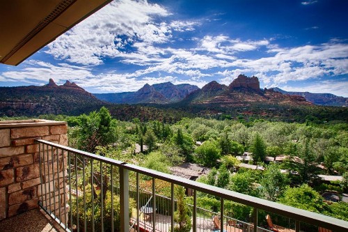 Orchards Inn - image 25