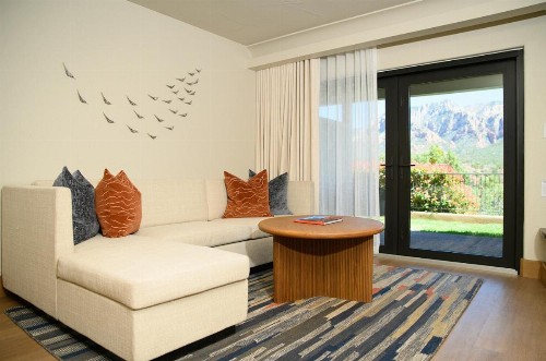 Orchards Inn - image 7