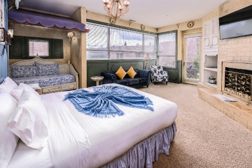 Adobe Grand Villas - image 19