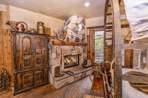 Adobe Grand Villas - image 26