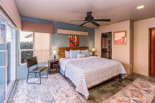 Cozy Cactus Bed and Breakfast - image 11