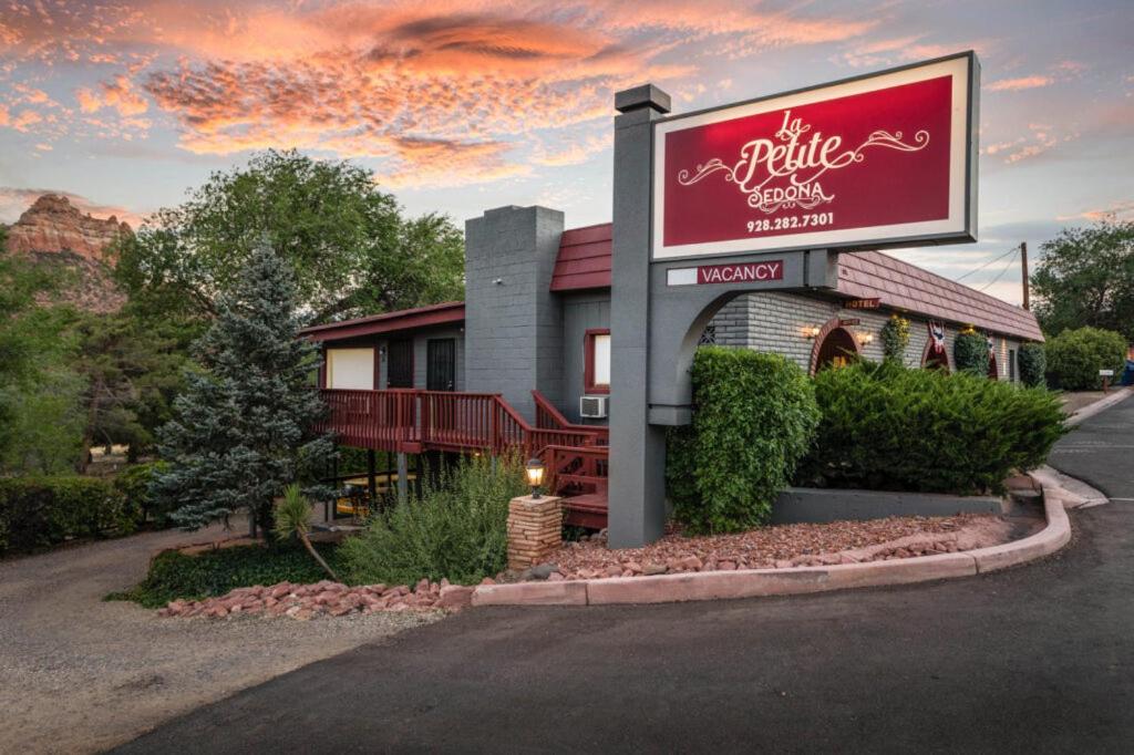 La Petite Sedona - main image