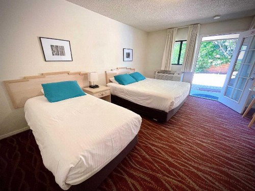 Sugar Loaf Lodge - image 22