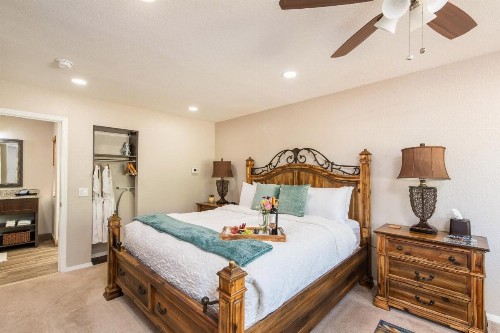 Whispering Creek Bed & Breakfast - image 34