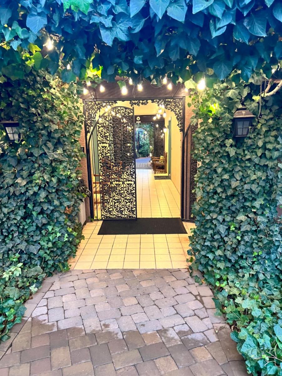 Lantern Light Inn - Romantic Getaway - main image