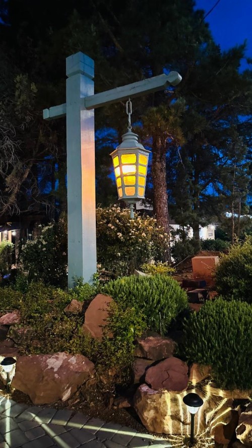 Lantern Light Inn - Romantic Getaway - image 42