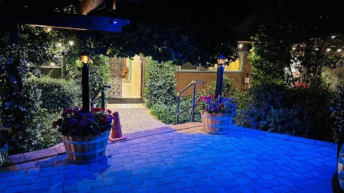 Lantern Light Inn - Romantic Getaway - image 43