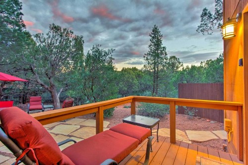 Romantic Sedona Suite with Patio Less Than 1Mi to Trails and Town - image 7