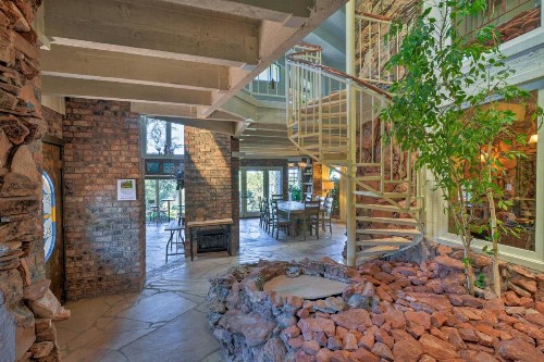 Unique Sedona Home with Mountain Views and Guest House - image 7