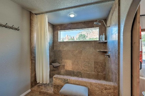 Secluded Sedona Home with Patio and Red Rock Views - image 4