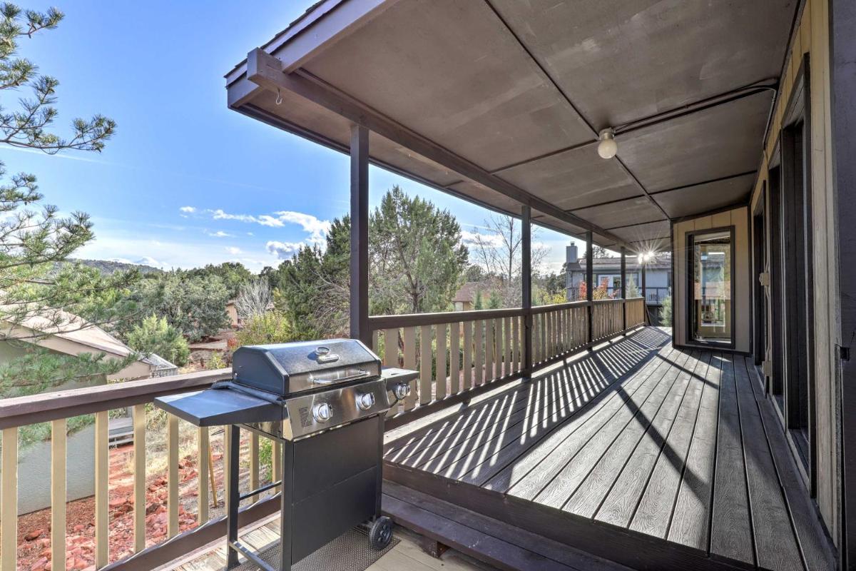 West Sedona House with Deck - Mins to Uptown! - image 4
