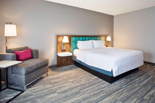 Hampton Inn & Suites Tampa-East/Casino/Fairgrounds - image 34