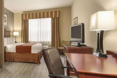 Country Inn & Suites by Radisson Tampa Casino Fairgrounds FL - image 37